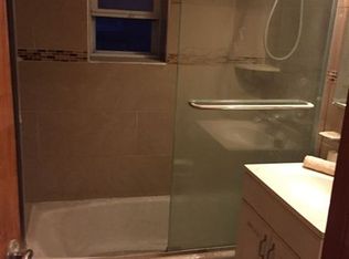 2126 36th St, Astoria, NY 11105