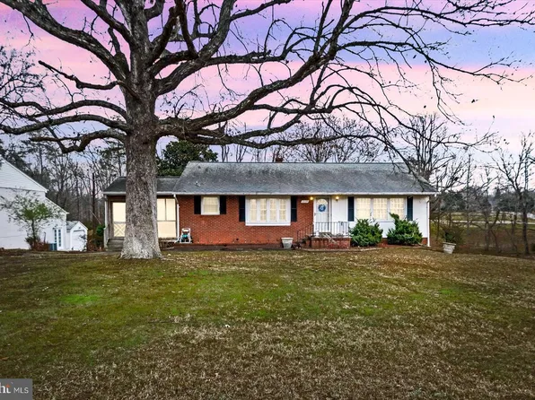 12605 Five Mile Rd, Fredericksburg, VA 22407