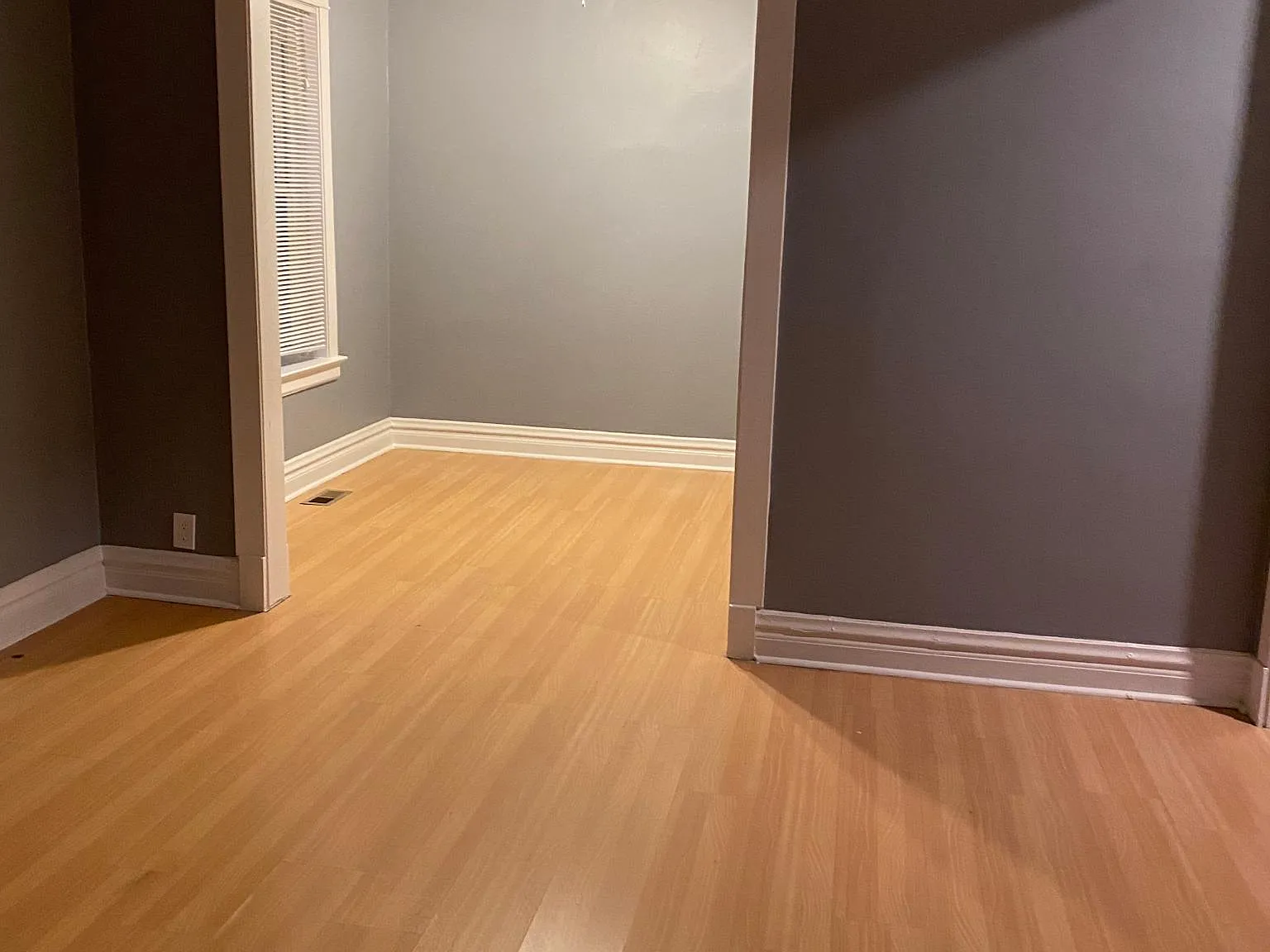 2 bed, 1100 sqft, $1,600 — Photo 4