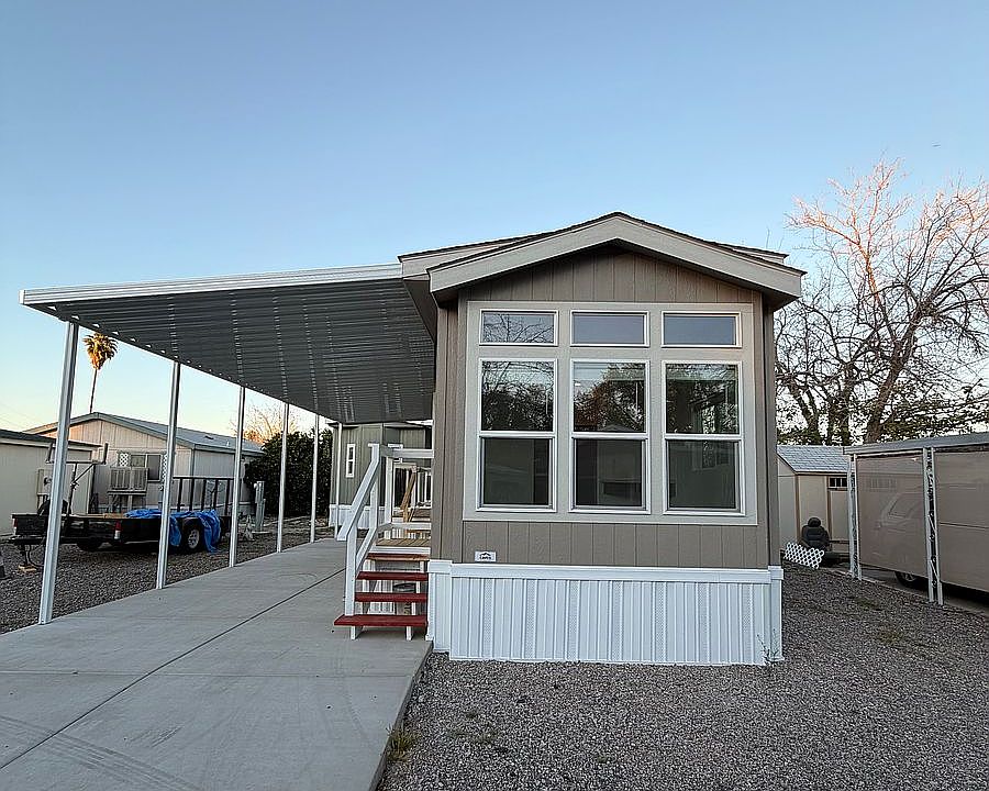1st image of 550 Palm Dr Lot 51