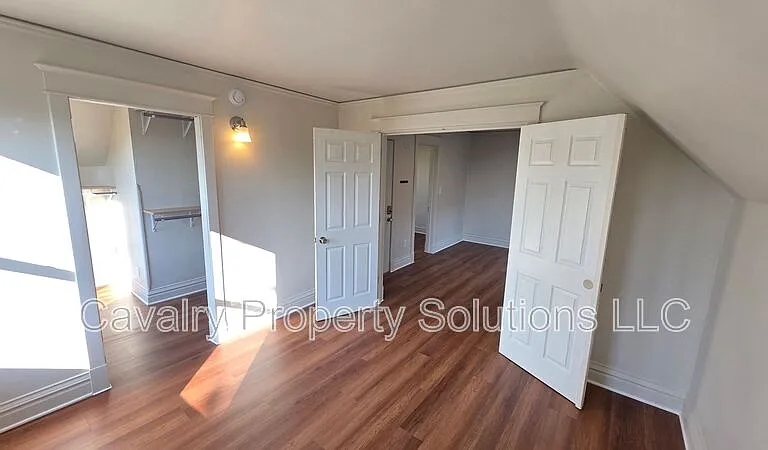 617 E 8th St #2 — Photo 11