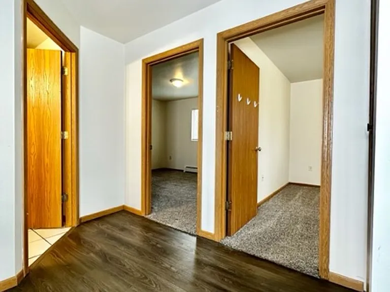 225 Fort Howard Ave — Photo 4