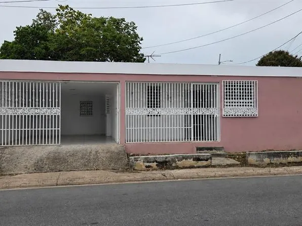 4262 CALLE TURQUESA, SABANA SECA, TOA BAJA, PR 00949