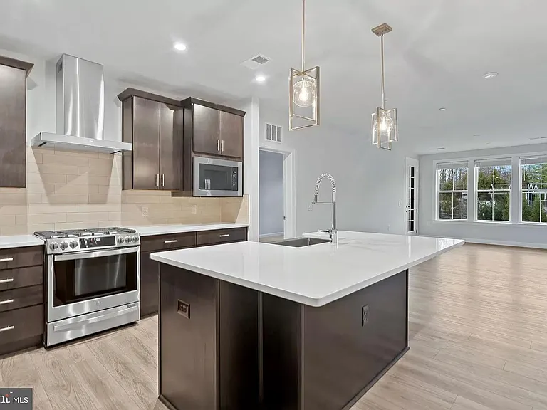 3927 Fair Ridge Dr #3003 — Photo 6