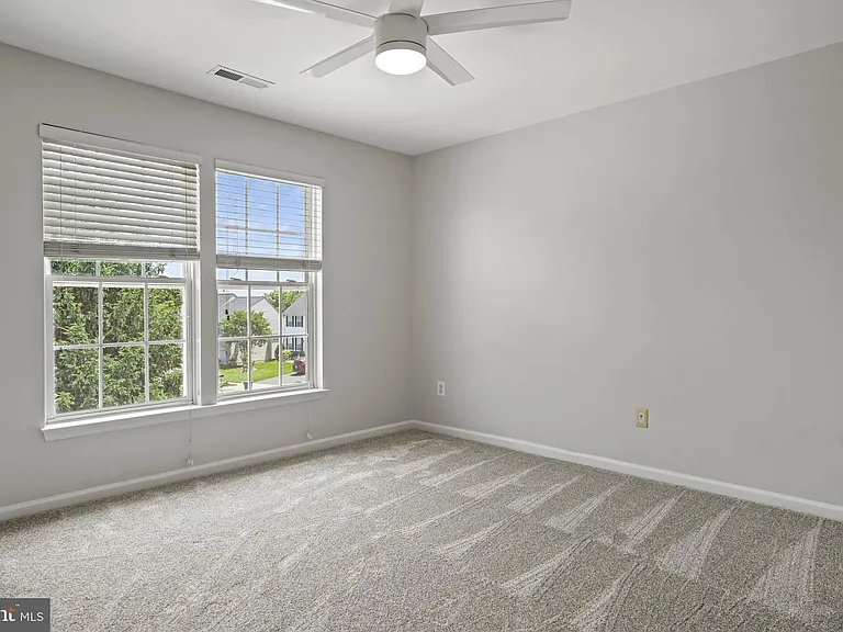 6032 Gholson Bridge Ct — Photo 24