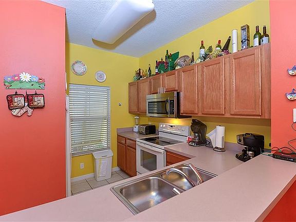 5th image of 3109 Yellow Lantana Ln