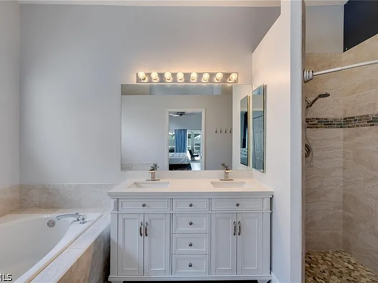 17791 Castle Harbor Dr — Photo 16