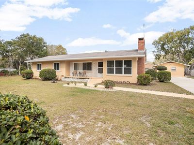 1035 E Carolina Ave, Deland, FL, 32724