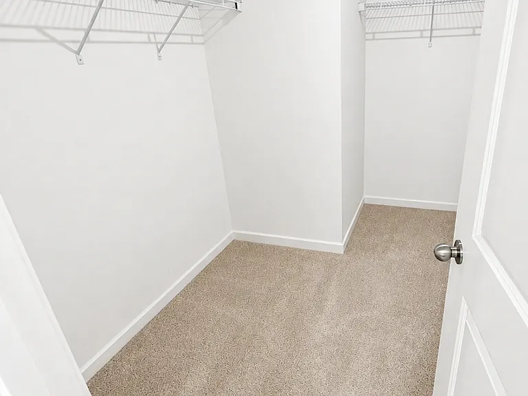 1704 Eagle View Dr — Photo 29