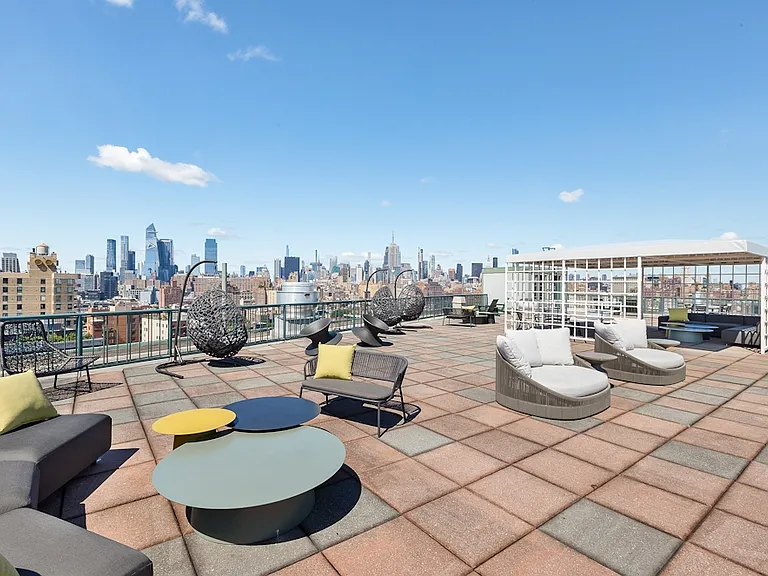 666 Greenwich St #24 — Photo 20