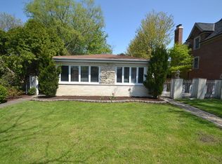 103 N Greenwood Ave, Park Ridge, IL 60068