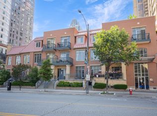 320 City Centre Dr #Gv202, Mississauga, ON L5B 4P8