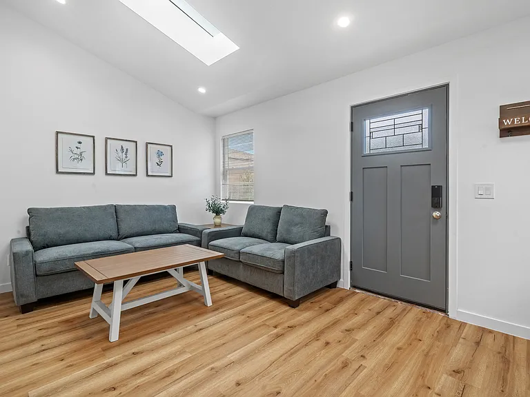 15227 Freeman Ave #1/2 — Photo 7