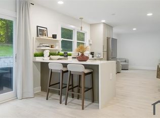 523 Princeton St #A, Raleigh, NC 27609