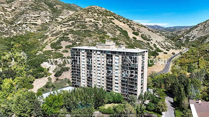 875 S Donner Way #901