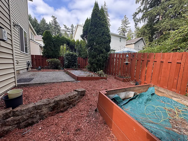 432 NE 57th Ave — Photo 32