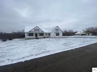 915 Dallas Pl, Osceola, MO 64776