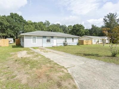 6438 Walnut St, Milton, FL, 32570