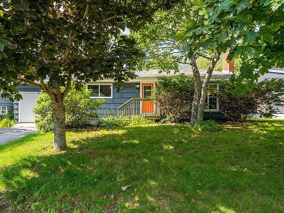 2nd image of 25 Dumbarton Ave