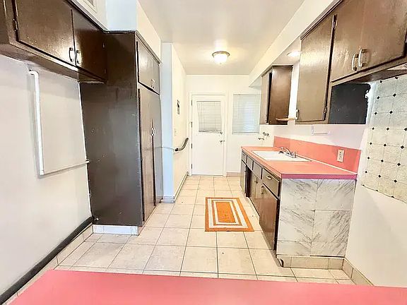 4th image of 10215 England Ave APT 4