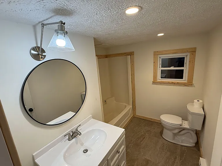 252 Wilcox Dr — Photo 8