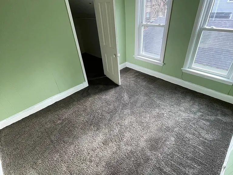 607 Grant St — Photo 10