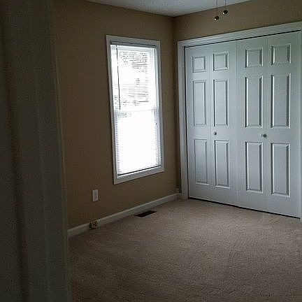 5th image of 1205 Derek Dr