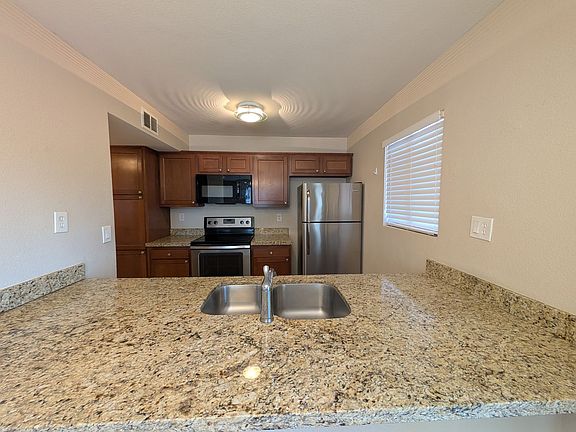 2nd image of 623 W Guadalupe Rd Unit 156