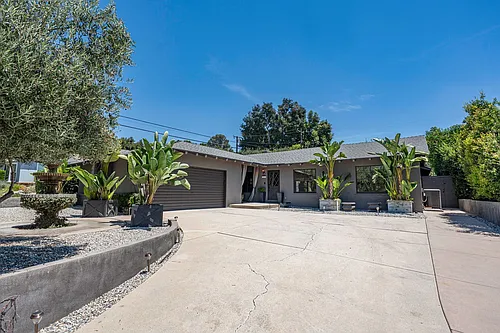 614 N Glendora Ave Photo 1