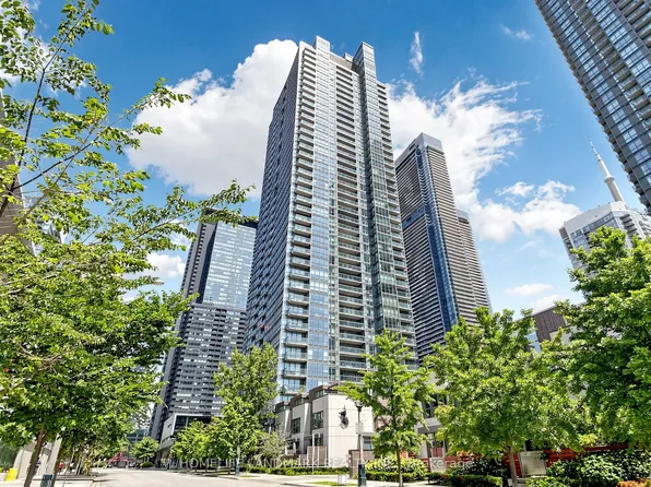 15 Fort York Blvd #2811, Toronto, ON M5V 3Y4