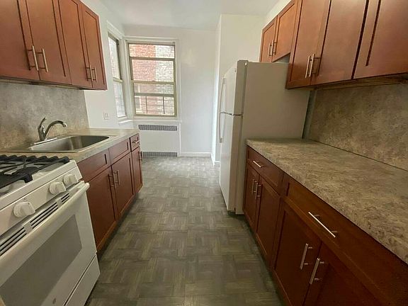 3rd image of 64-62 Booth St #1K