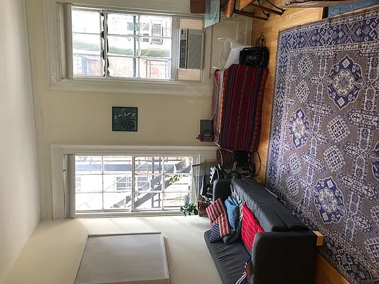 Rented by Downtown Realty Group LTD | media 6