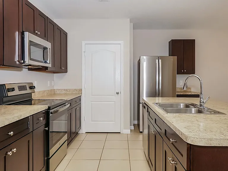 102 Serenola Ct — Photo 8