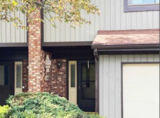 202 Henderson Ct #87, Matawan, NJ 07747
