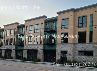 500 W Main St #206, Waterford, WI 53185