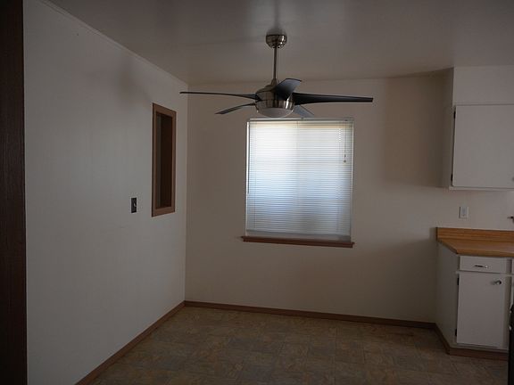 Dining rm