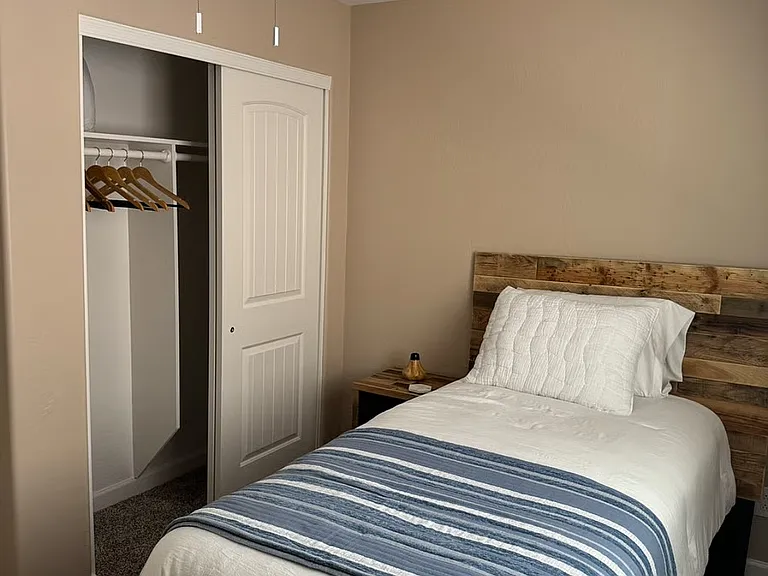 4582 E Jadeite Dr — Photo 24
