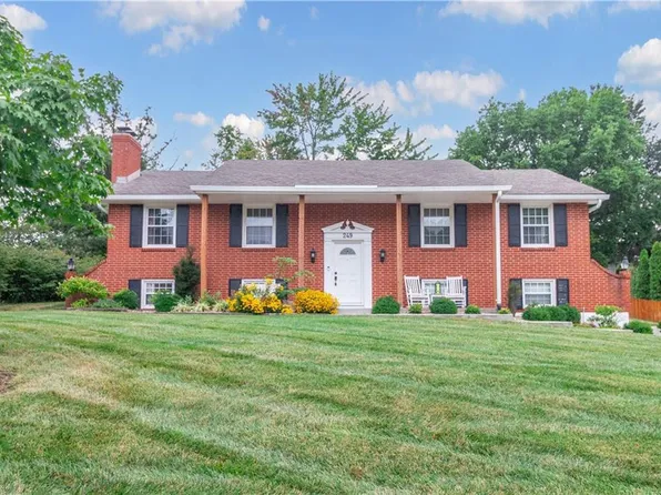 249 N Winnebago Dr, Lake Winnebago, MO 64034