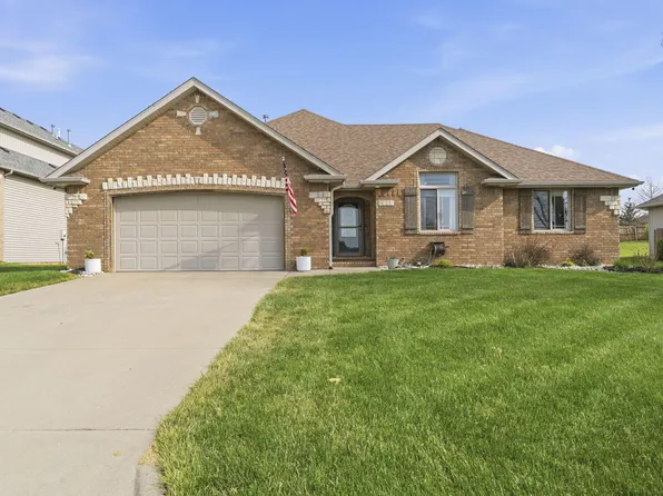 5223 E Hackberry Street, Springfield, MO 65809