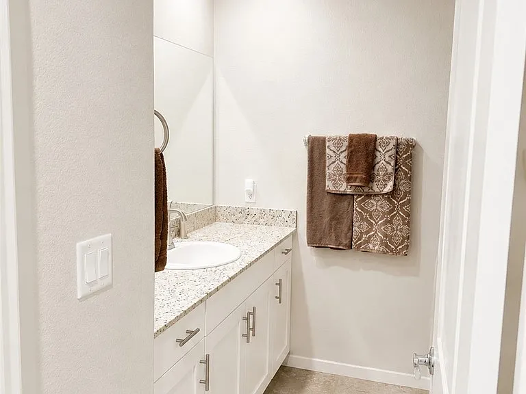 3744 Ramura Ave — Photo 8