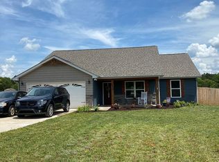 1329 Ezell Rd, Chesnee, SC 29323