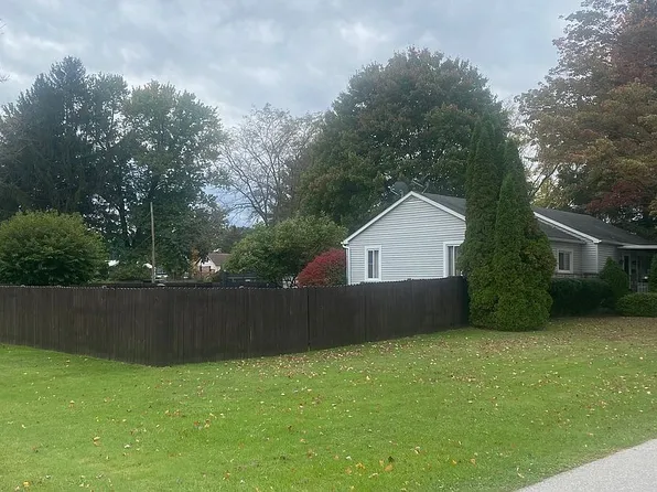 405 James St, Curwensville, PA 16833