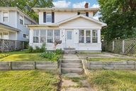 Henry Ave-S2307-001.jpg