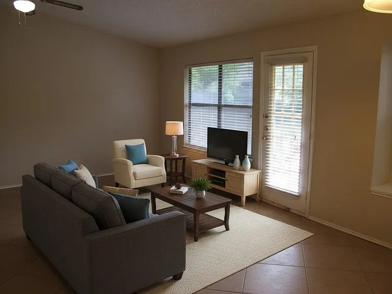 1301 Texas Oak Way — Photo 8