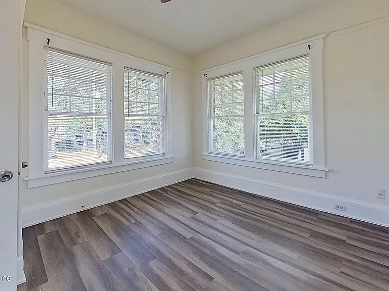 907 Copeland St #907 — Photo 11