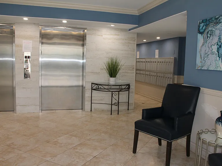 3520 Oaks Way #607 — Photo 35