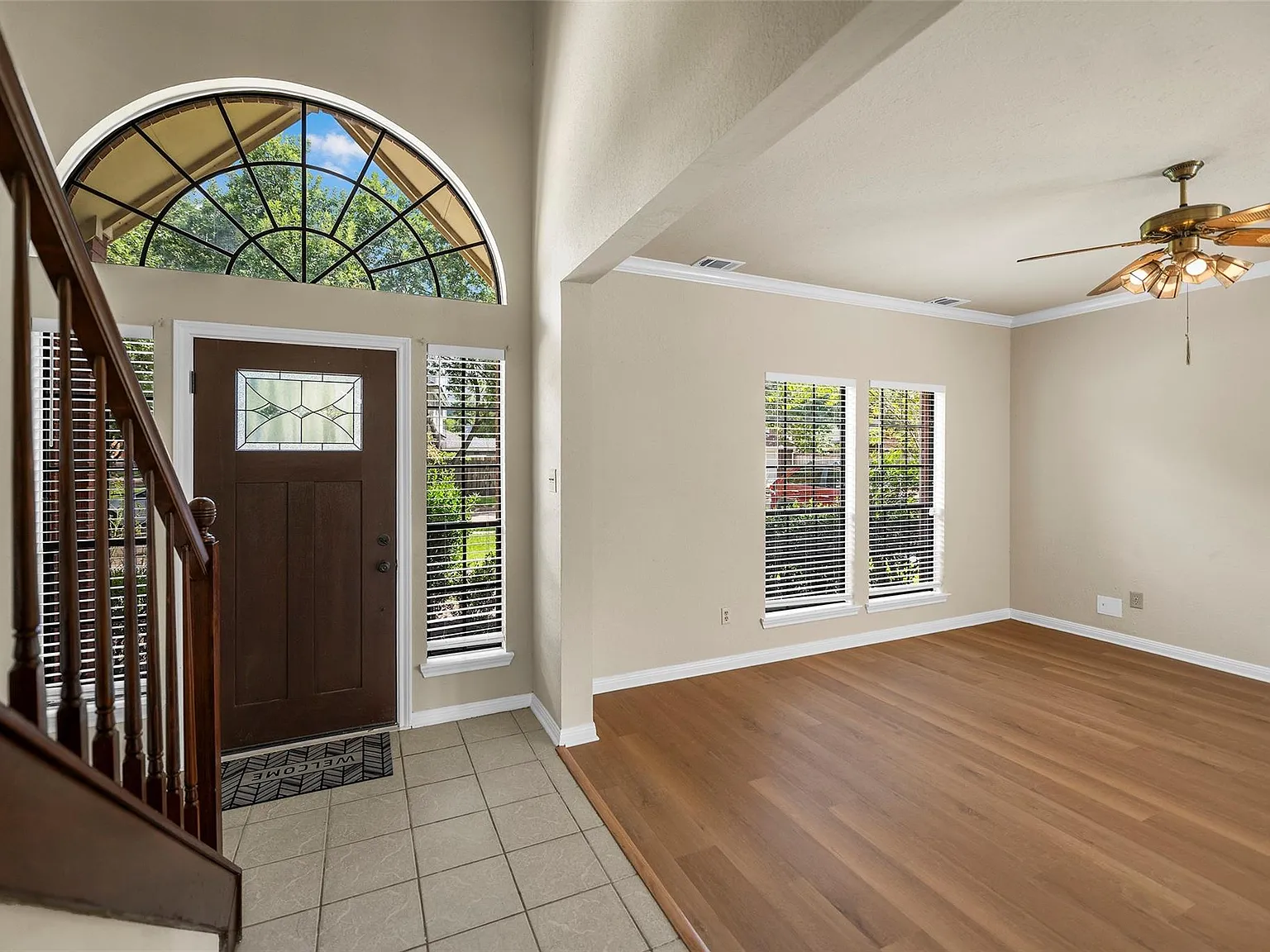 4 bed, 2.5 bath, 2623 sqft, $2,550 — Photo 4