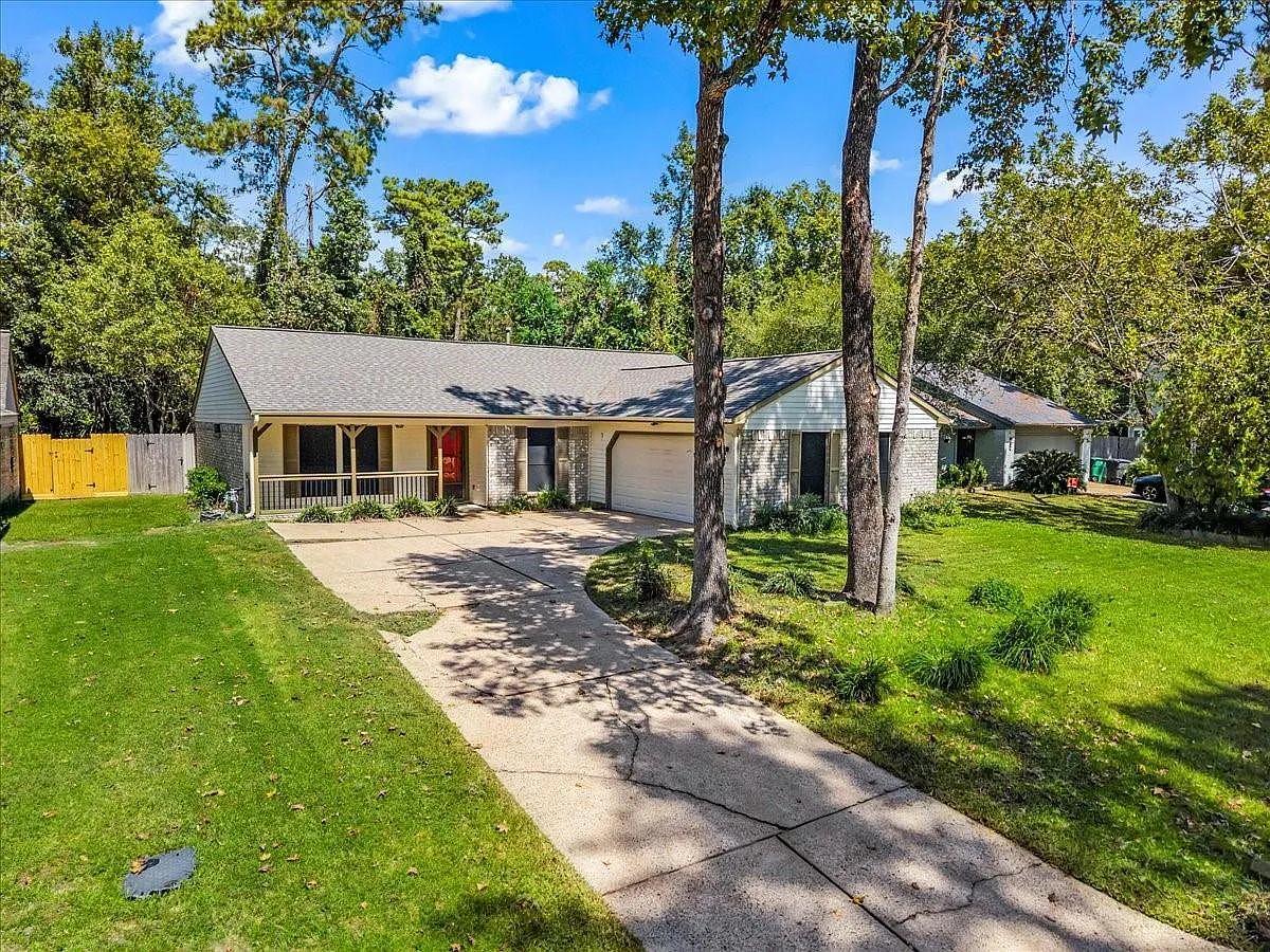 3 bed, 2.0 bath, 1728 sqft, $2,000 — Photo 3