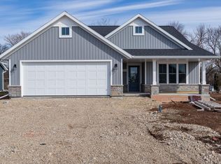 3520 Caden Ct, Oshkosh, WI 54904