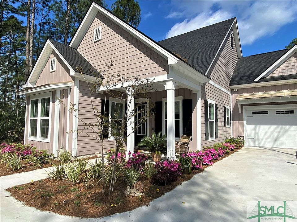 2nd image of 215 Lafayette Drive